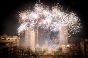 Torrent da la bienvenida a marzo con un gran espectáculo de fuego