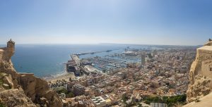 Alicante impulsa nuevos usos culturales, de ocio y vinculados a la innovación en el entorno portuario