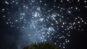 El Ayuntamiento de València apoya la descentralización de los espectáculos pirotécnicos con convocatoria de subvenciones a las comisiones falleras para 2026