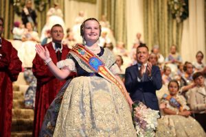 Burriana ha exaltado a la Reina Fallera Infantil de 2026, Ana Olivas