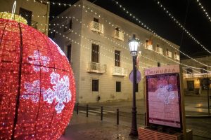 Arranca la Navidad en Orihuela con el encendido de luces