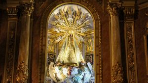 La comisión del Centenario de la Coronación de la Mare de Déu reprograma la exposición fotográfica de la patrona