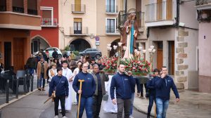 Onda vive Sant Antoni con una multitudinaria jornada de tradición, música y hoguera en el corazón del municipio