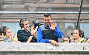 La lluvia desluce la mascletà de Crespo