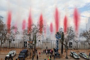 La Pirotecnia Aitana tiñe de rojo la decimocuarta mascletà