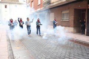 Burriana vibra con la macrodespertà y celebra el homenaje fallero y la entrega de recompensas