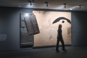 Fundación Bancaja presenta la exposición Tàpies. Última década (2002-2012)