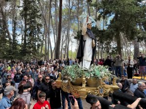 La popular rogativa centra el dia gran de les festes de Sant Vicent a Llíria