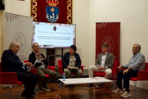 Villajoyosa celebra una mesa redonda sobre la Residencia Santa Marta para analizar su trayectoria, su función actual y los retos de futuro